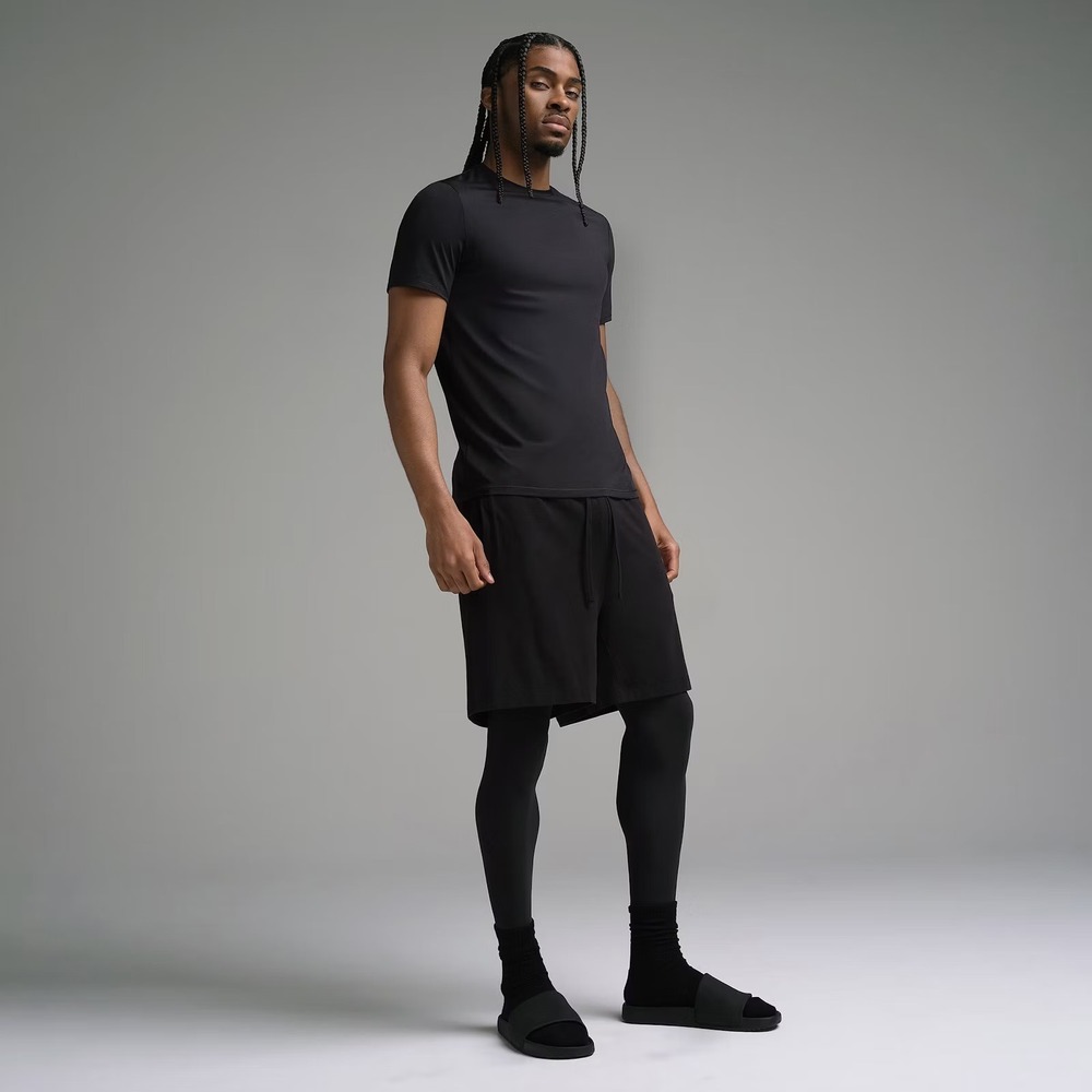 SKIMS Mens Sport T-Shirt Onyx Black Short Sleeve Crew Neck Size 2X